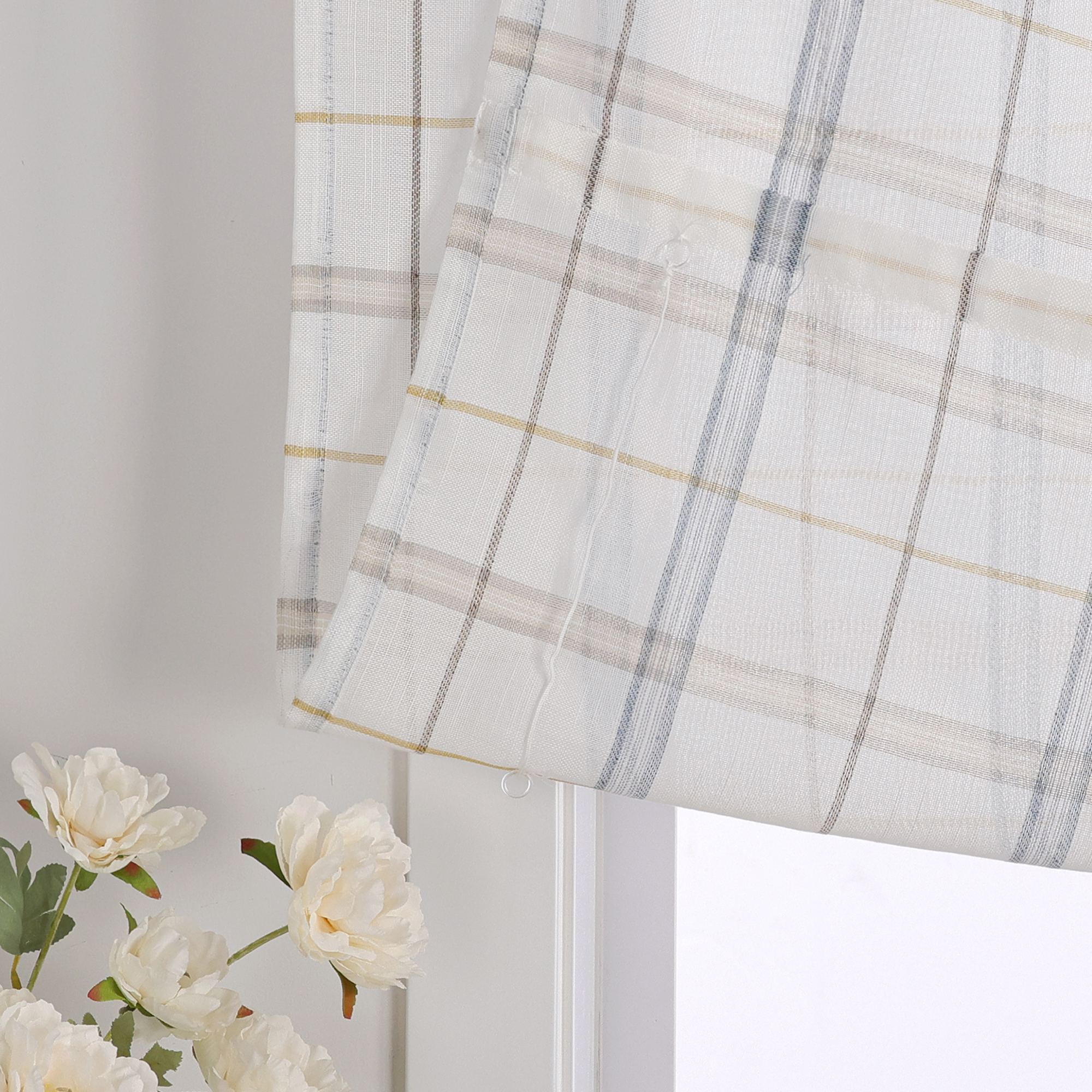Roman Shade with V-Shaped Tab Tops in Linen-Look Fabric with Check Pattern