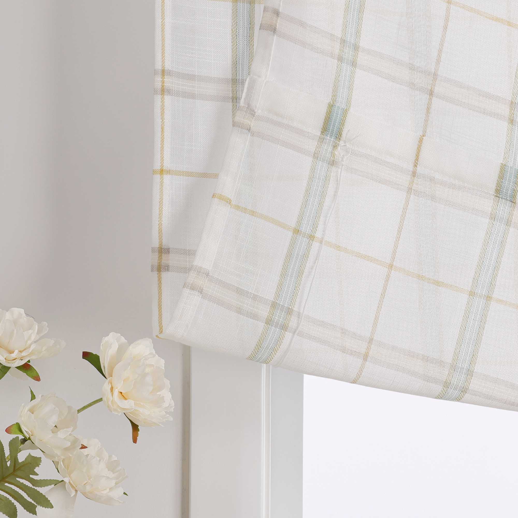 Roman Shade in Linen-Look Fabric Country Style Checked Semi-Sheer