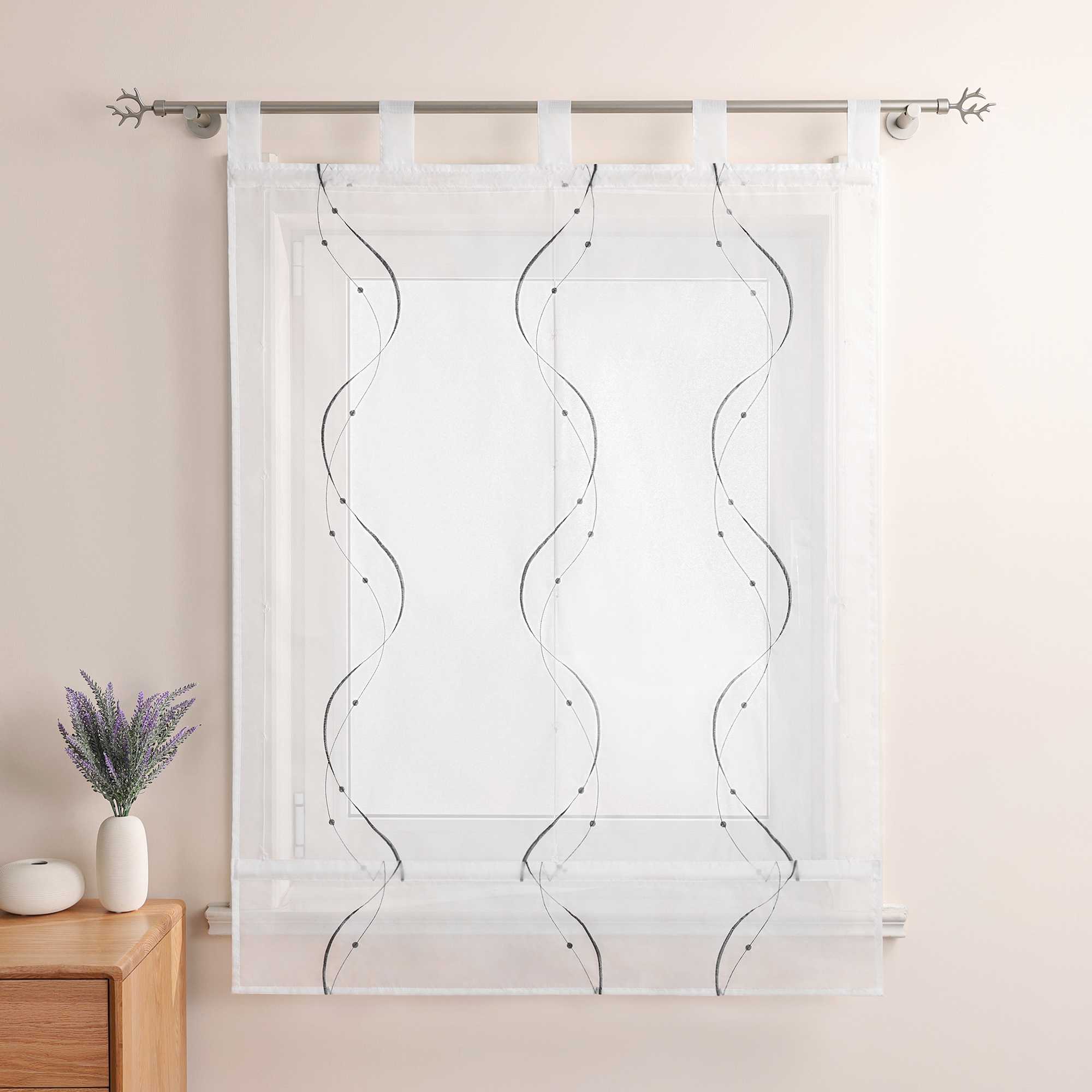 Roman Shade with Tab-Top Hanging and Wave Pattern Embroidery