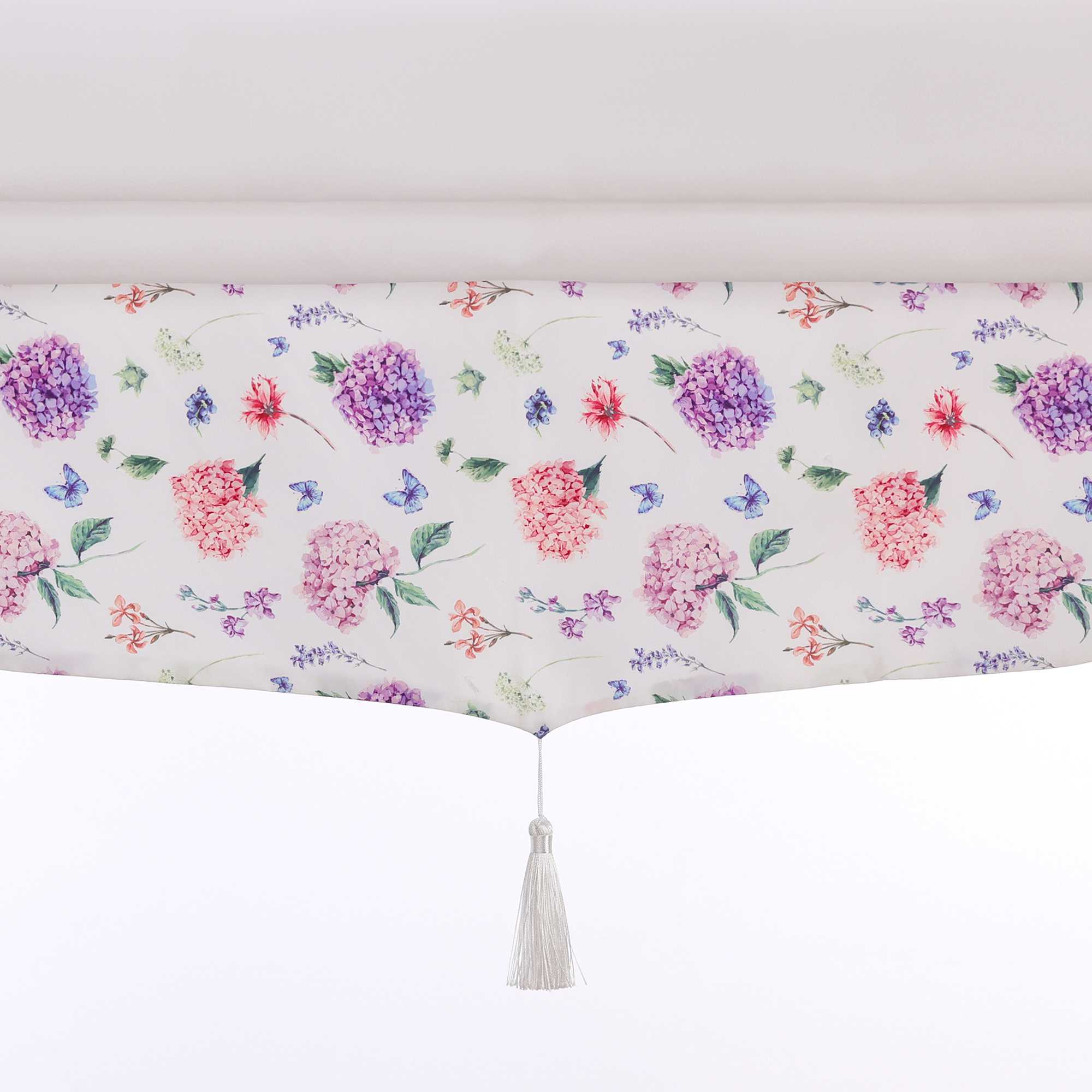 Roman Shade with V-Shaped Tab Tops Opaque Kitchen with Hydrangea Pattern