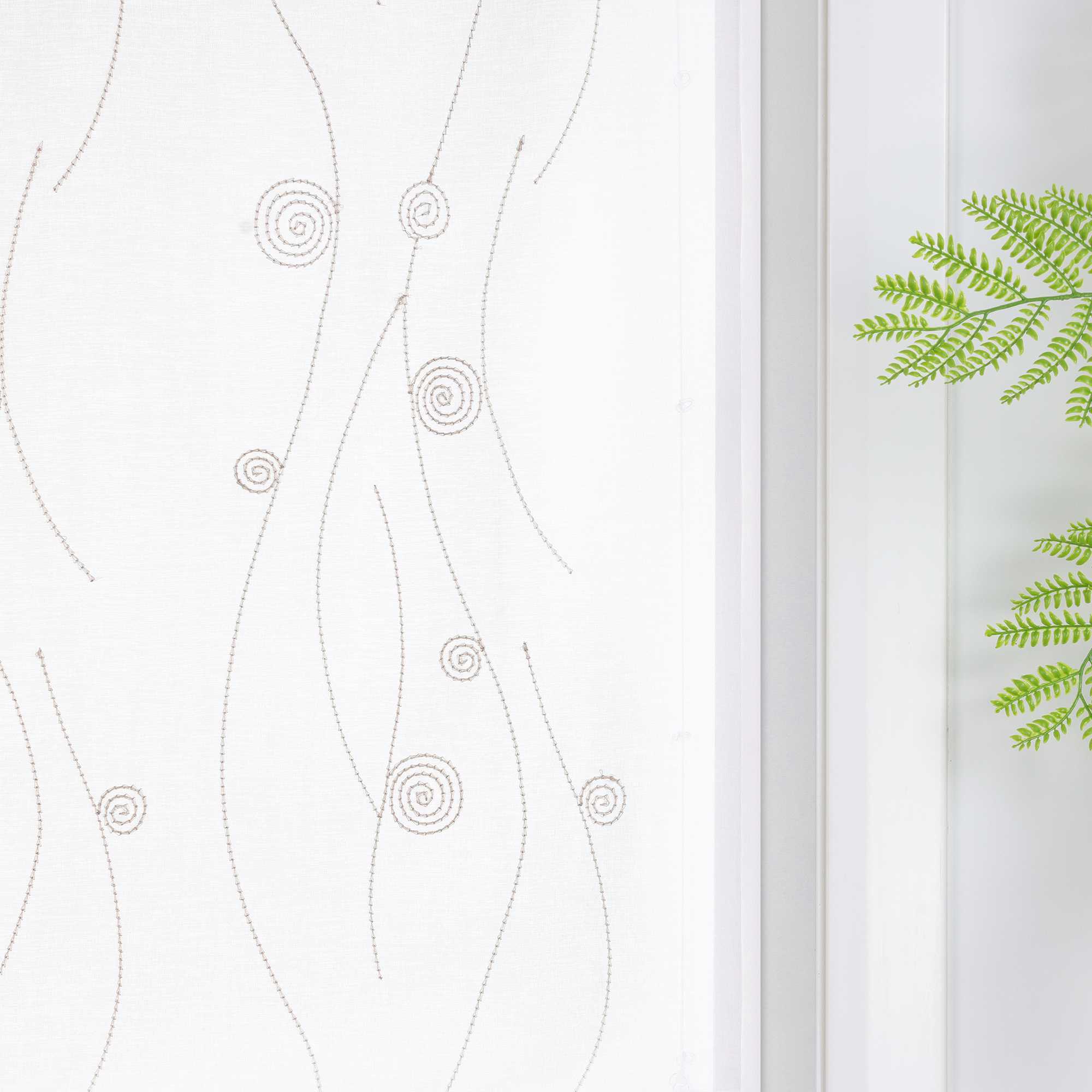 Roman Shade with Circle Pattern and Hook Hanging