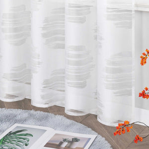 Curtain with Wavy Circle Pattern - Grommet Hanging