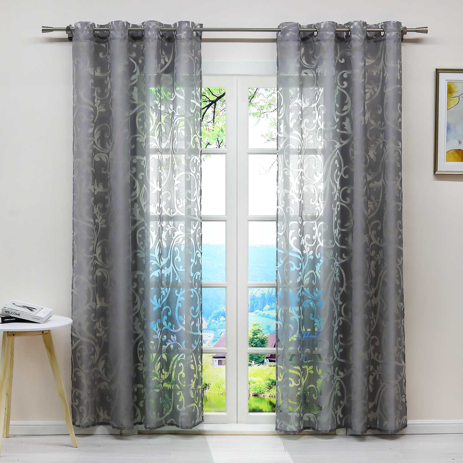 Curtain with Floral Pattern Light-Filtering Curtain Panel 1 Piece